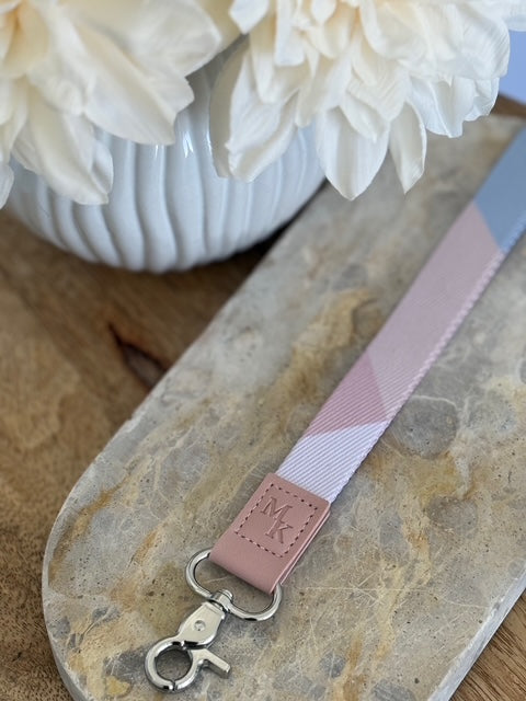 Geomora lanyard